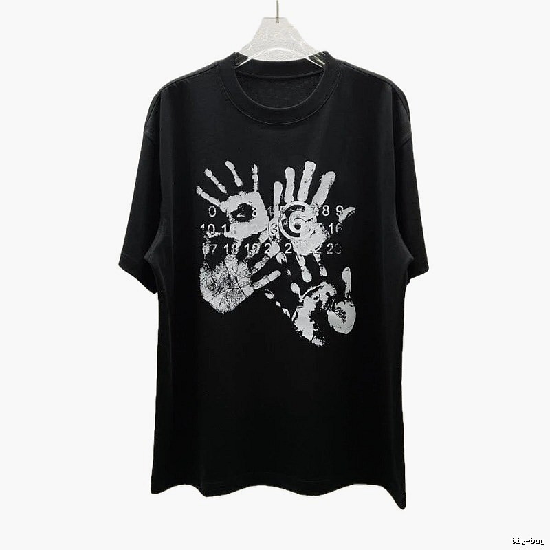 Maison Margiela MM6 Street Style Black T-Shirt