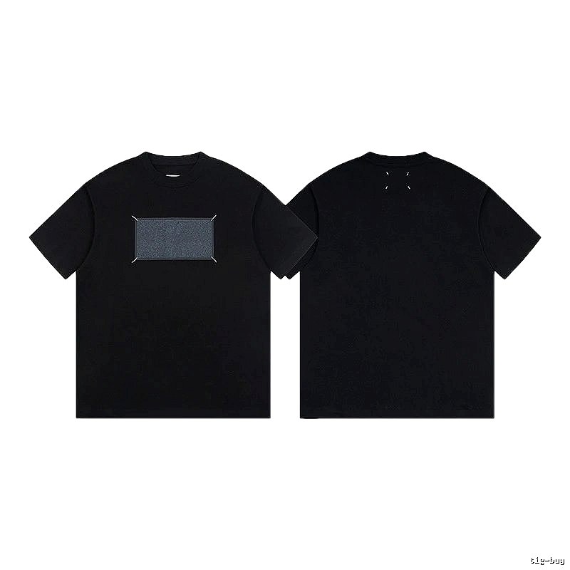 Maison Margiela Stitched Minimalist Style Black Short-sleeve T-shirt