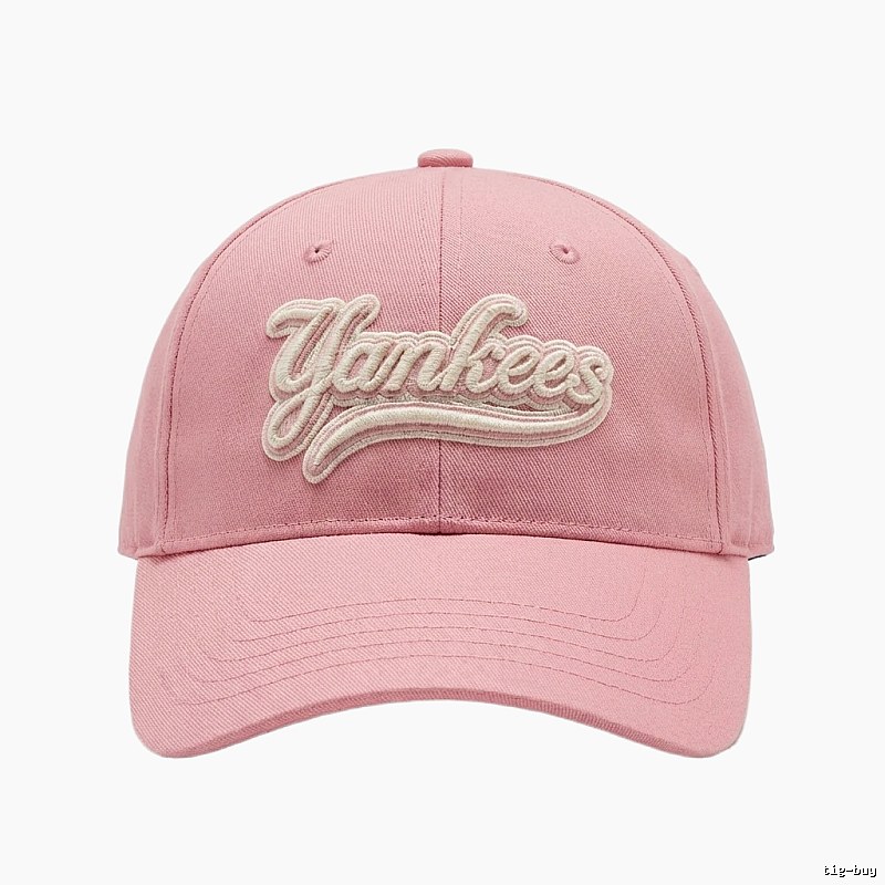 MLB Yankees pink baseball cap