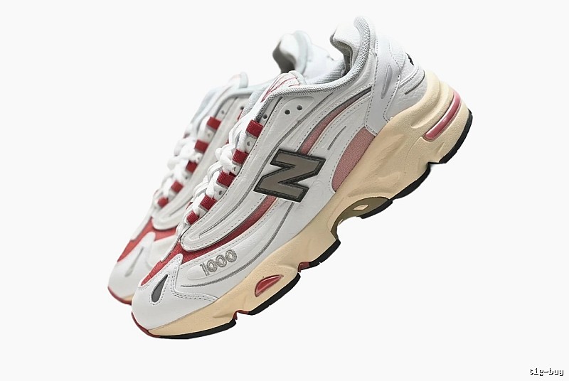 New Balance 1000 retro-style sports shoes