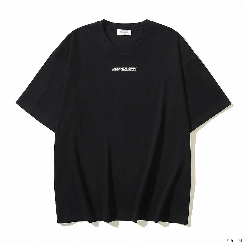 Off-White minimalist style black T-shirt