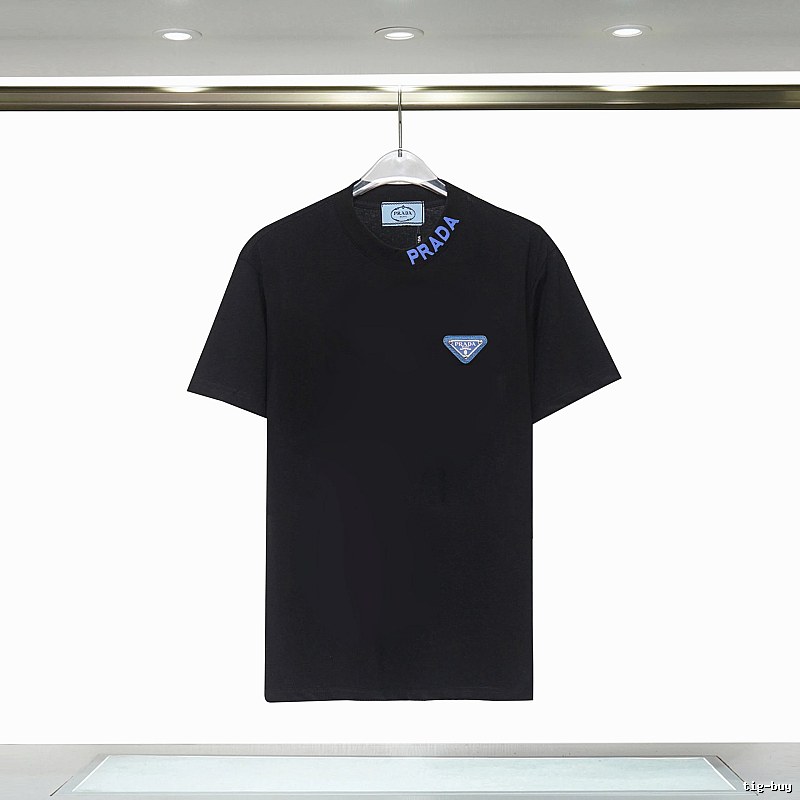 Amiri Logo Detail Logo T-shirt Black Small AM with Relaxed Feel