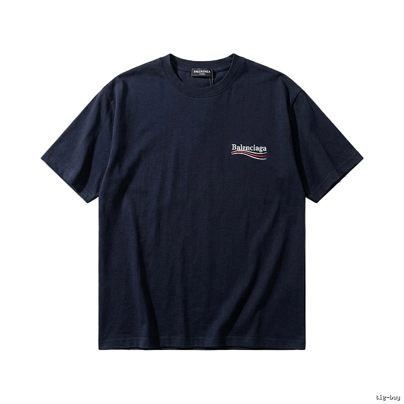 Balenciaga minimalist style black T-shirt