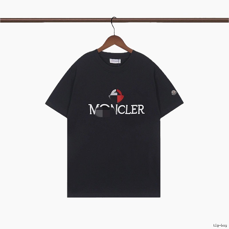 Moncler Printed Casual Black Short-sleeve T-shirt