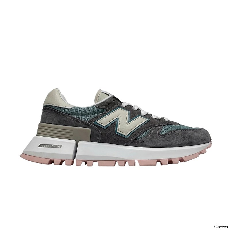 New Balance retro gray sports shoes