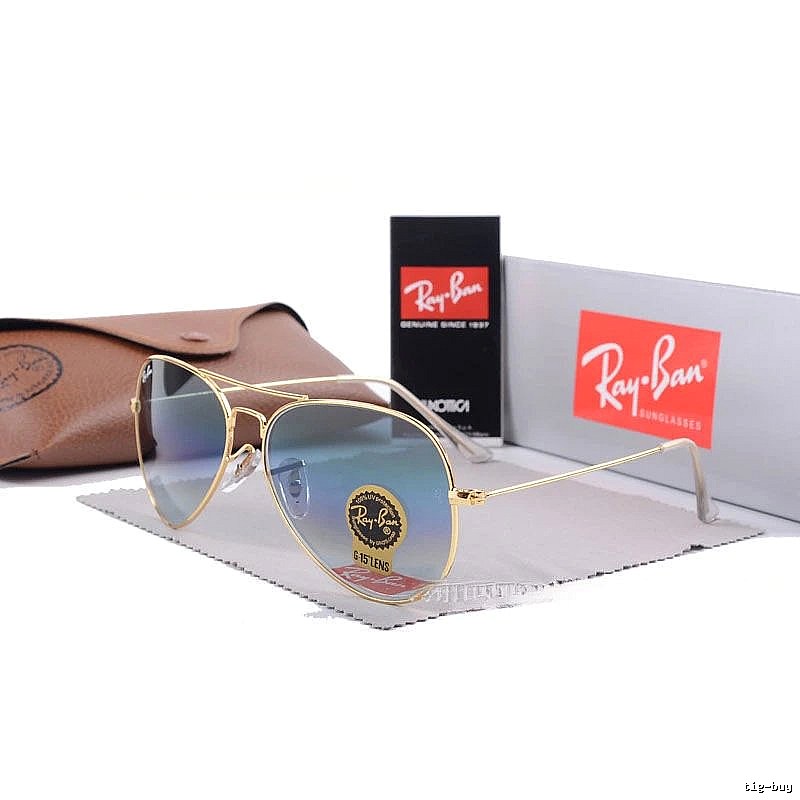 Ray-Ban Streetwear Aviator sunglasses Gold Tone Sunglasses with Practical Shape