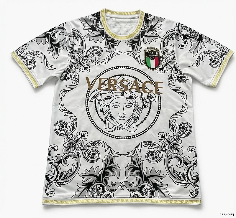 Stussy-printed trendy white T-shirt