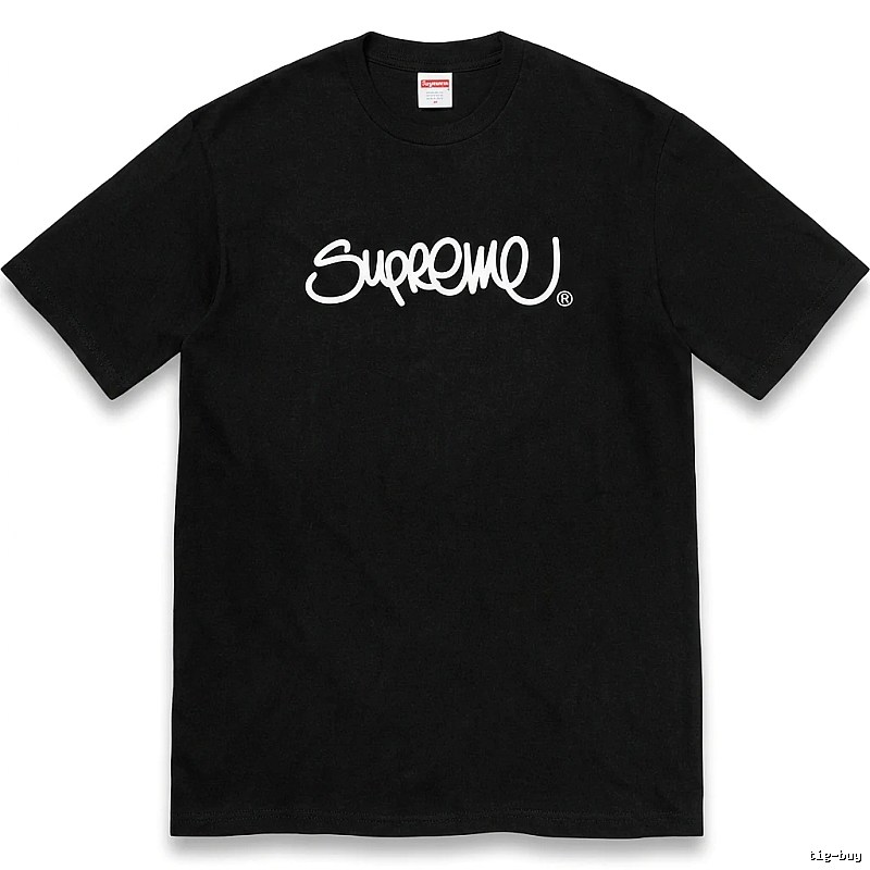 Supreme minimalist style black T-shirt