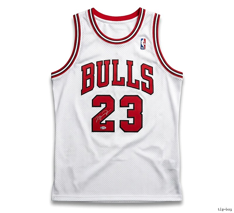 The classic white jersey of the Michael Jordan